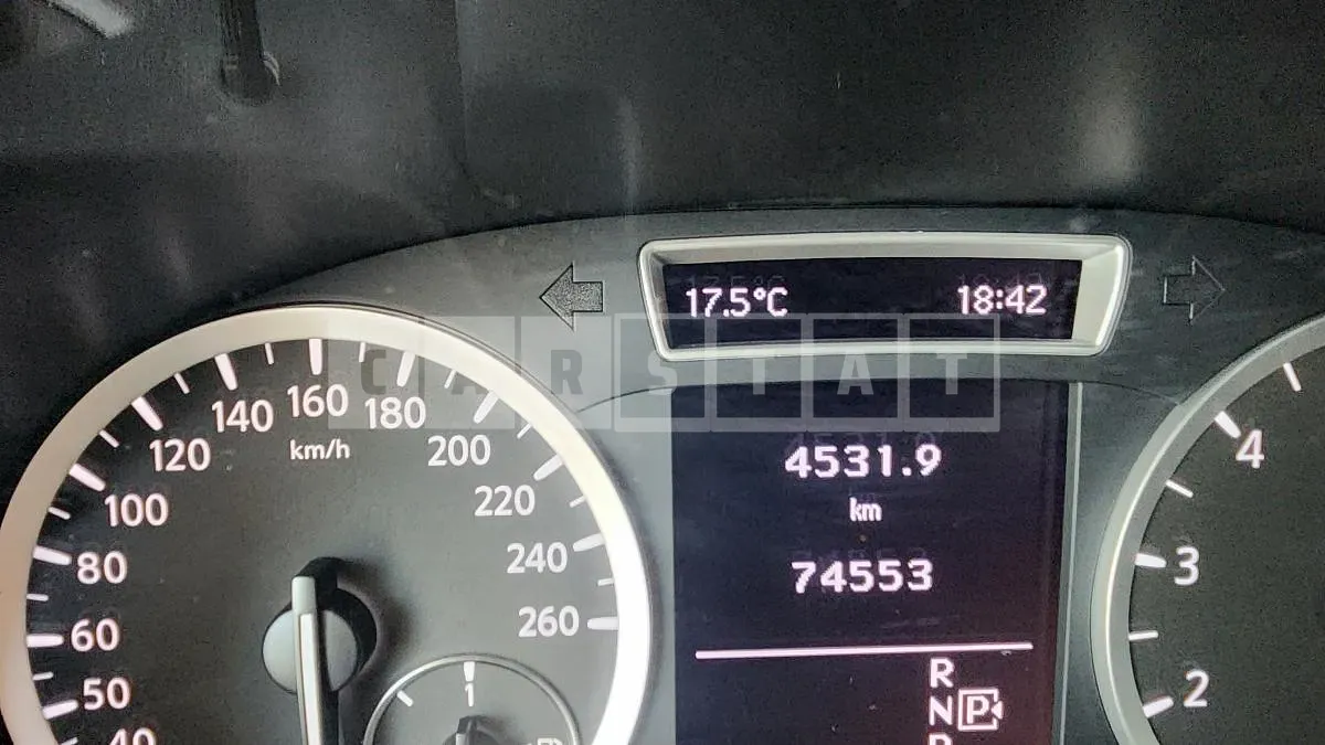 Photo 2 of 40: 2019 Infiniti Q30 — Korean insurance auction