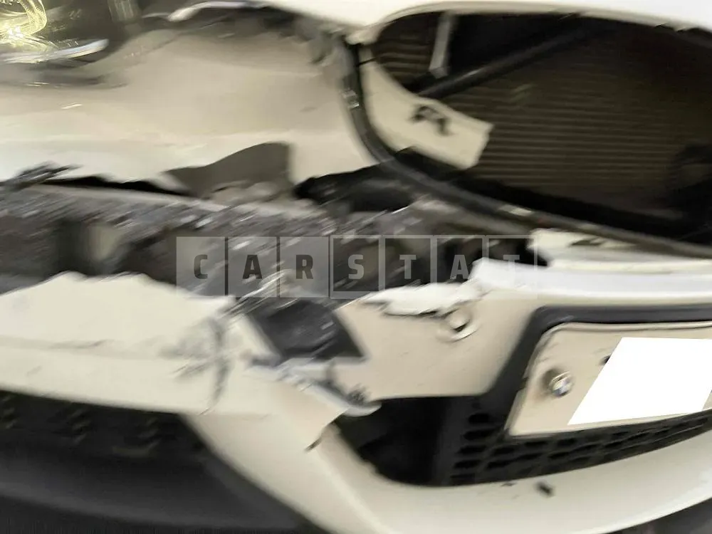 Photo 2 of 18: 2015 BMW 320d, VIN WBA3D3105FK585444 — Korean insurance auction