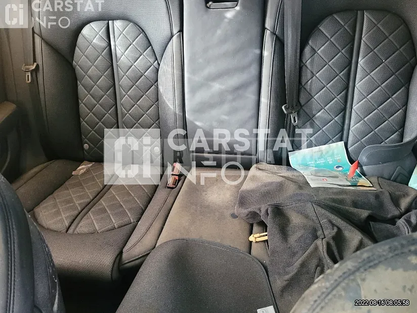 Photo 2 of 19: 2016 Audi A8 50 TDI quattro, VIN WAUZZZ4H4GN004600 — Korean insurance auction