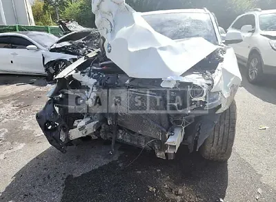 Photo 1 of 50: 2015 BMW X4 xDrive 20d, VIN WBAXX1107F0L90681 — Korean insurance auction