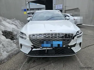 Photo 1 of 23: 2022 Genesis GV70 Electric Car — Korean insurance auction