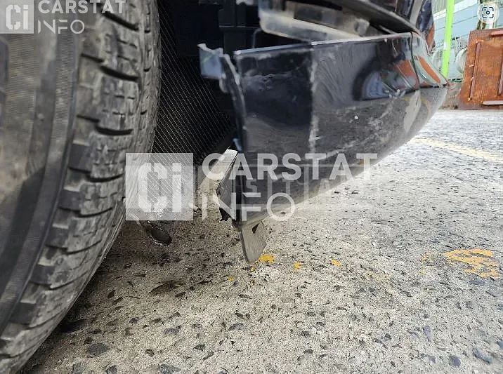 Photo 2 of 23: 2018 Land Rover Range Rover Sports 3.0 d, VIN SALWA2BK8JA405416 — Korean insurance auction