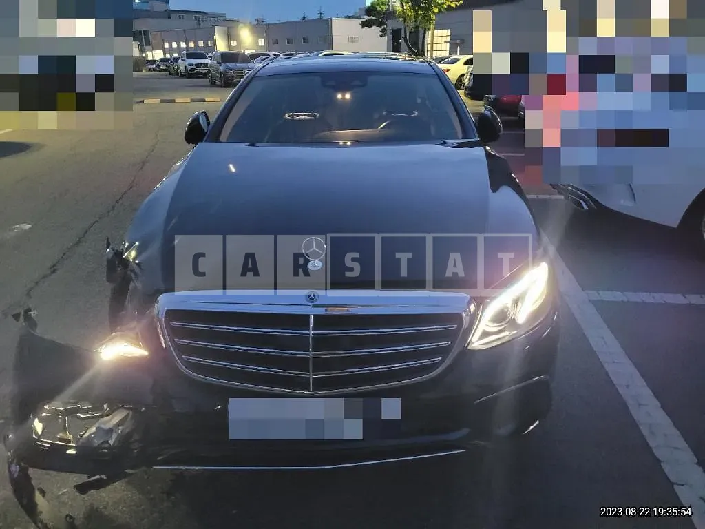 Photo 2 of 17: 2017 Mercedes-Benz N/a — Korean insurance auction