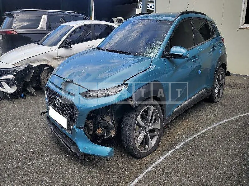 Photo 2 of 21: 2017 Hyundai Kona, VIN KMHK4815GJU027400 — Korean insurance auction