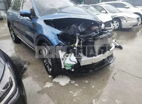 Photo 2 of 23: 2023 Kia Sorento, VIN KNARL81GBPA160134 — Korean insurance auction