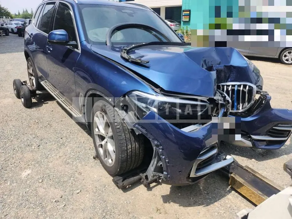 Photo 2 of 10: 2020 BMW X5 xDrive30d Xline — Korean insurance auction