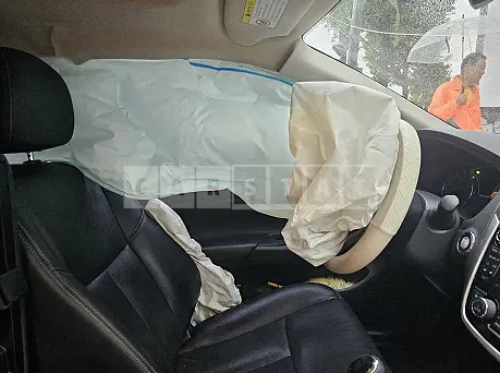 Photo 2 of 27: 2018 Nissan Altima 2.5, VIN 1N4AL3AP4JC277328 — Korean insurance auction