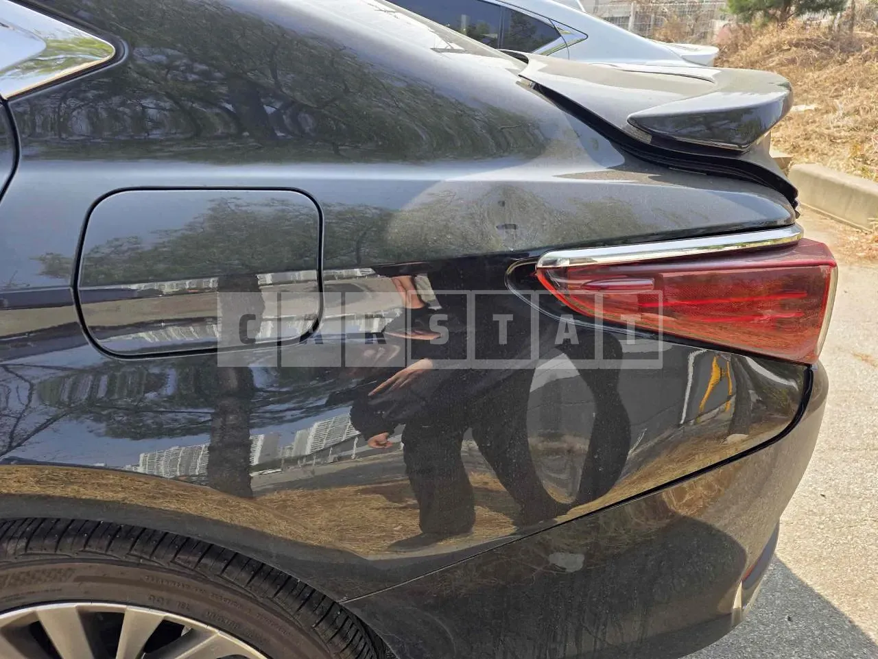 Photo 2 of 42: 2025 Lexus ES300h, VIN JTHBA1C16T2034919 — Korean insurance auction
