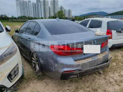 Photo 1 of 9: 2017 BMW 520d, VIN WBAJC3109HG993297 — Korean insurance auction