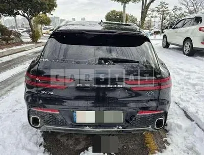 Photo 1 of 63: 2022 Genesis GV70 — Korean insurance auction
