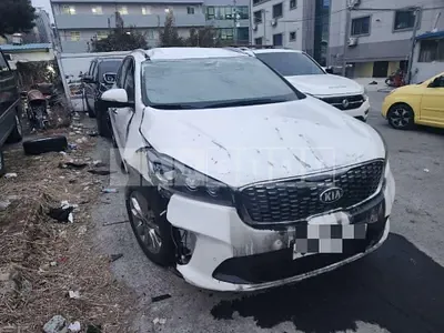 Photo 1 of 11: 2018 Kia Sorento 2.2 (4WD) — Korean insurance auction