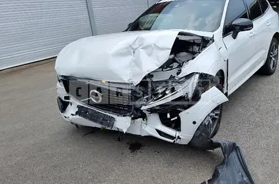 Photo 1 of 12: 2021 Volvo XC60 T8AWD, VIN YV1UZBR0DM1744822 — Korean insurance auction