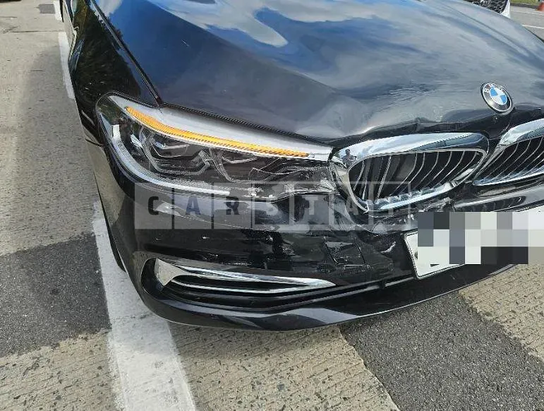 Photo 2 of 44: 2018 BMW 520d — Korean insurance auction