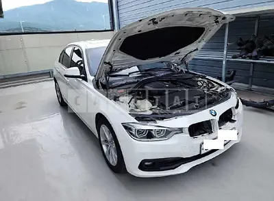 Photo 1 of 15: 2016 BMW 320d — Korean insurance auction