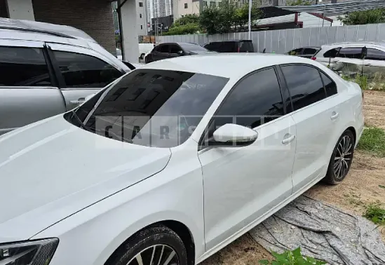 Photo 2 of 16: 2015 Volkswagen Jetta 2.0 TDI BMT — Korean insurance auction
