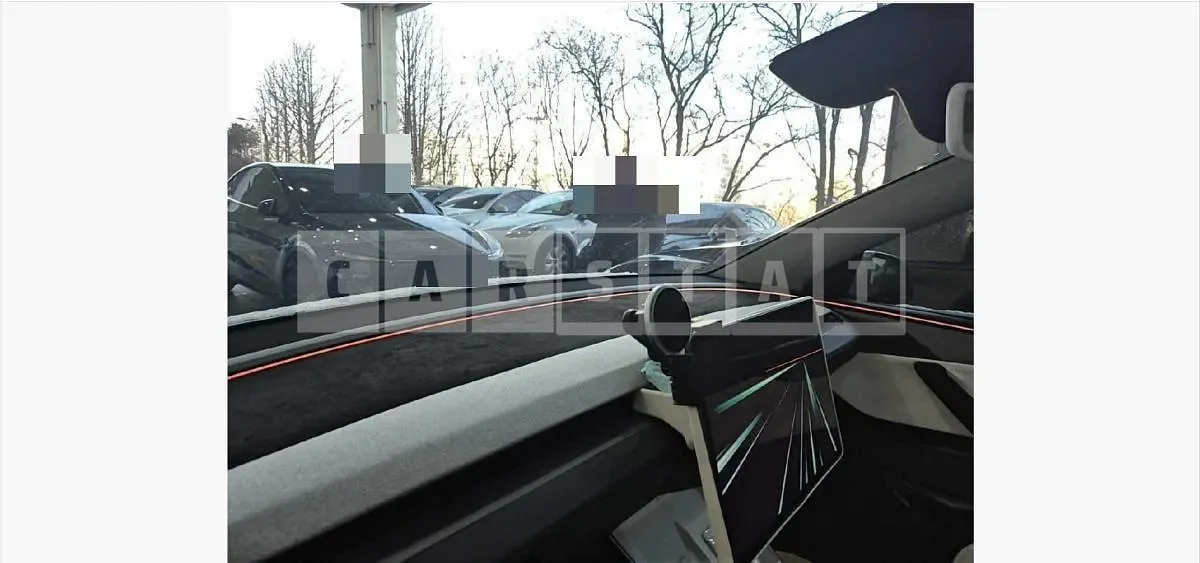 Photo 2 of 31: 2025 Tesla Model Y Long Range — Korean insurance auction