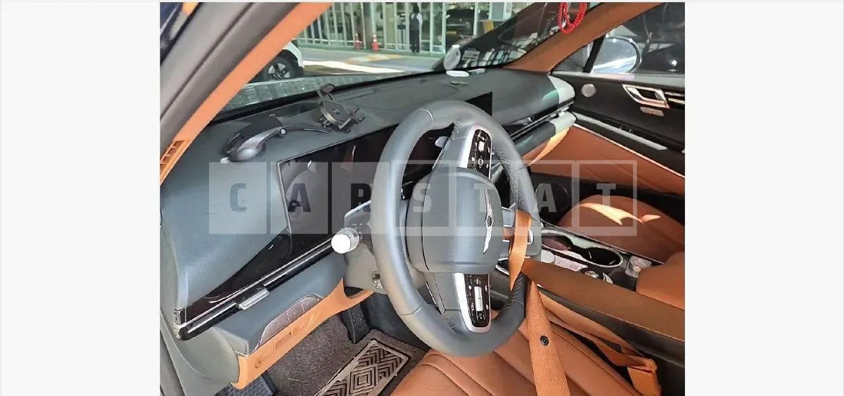 Photo 2 of 48: 2025 Genesis GV80 2.5T — Korean insurance auction