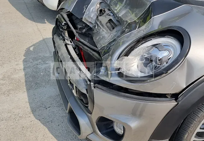 Photo 2 of 30: 2017 MINI Cooper S Five-Door, VIN WMWXU3107H2D46761 — Korean insurance auction