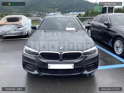 Photo 1 of 16: 2017 BMW 530i xDrive, VIN WBAJD9102JWC11243 — Korean insurance auction