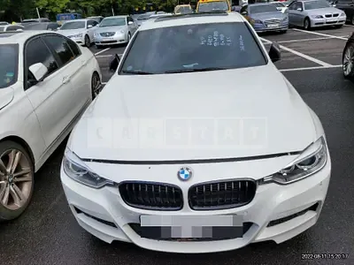 Photo 1 of 13: 2015 BMW Calm 320d — Korean insurance auction