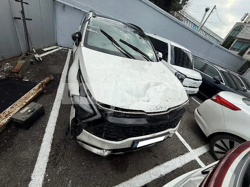 Photo 2 of 48: 2022 Kia Sportage Hybrid, VIN KNAPX81GDNK023582 — Korean insurance auction