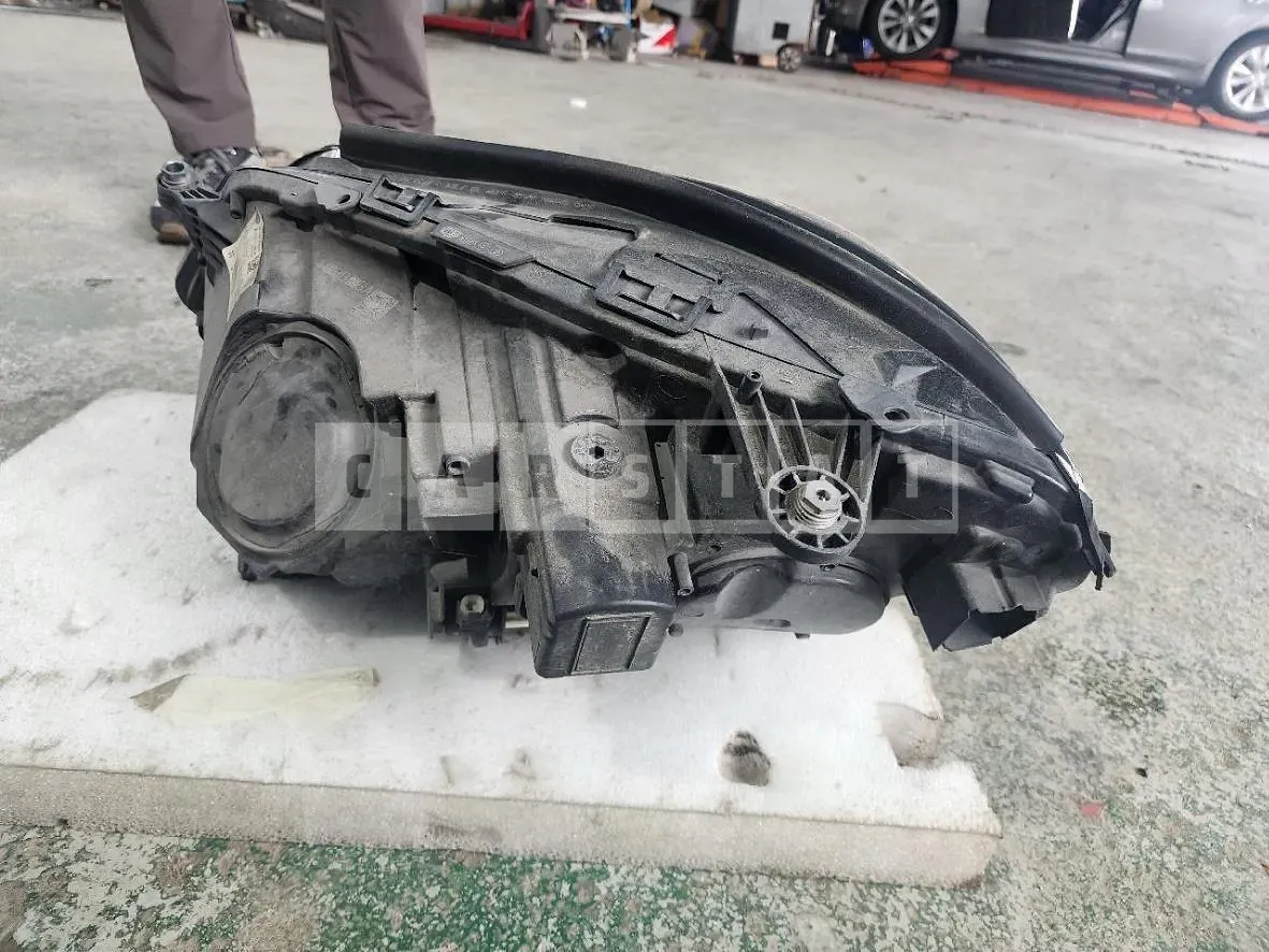 Photo 2 of 10: 2016 Mercedes-Benz (parts) E220 BlueTec Light — Korean insurance auction