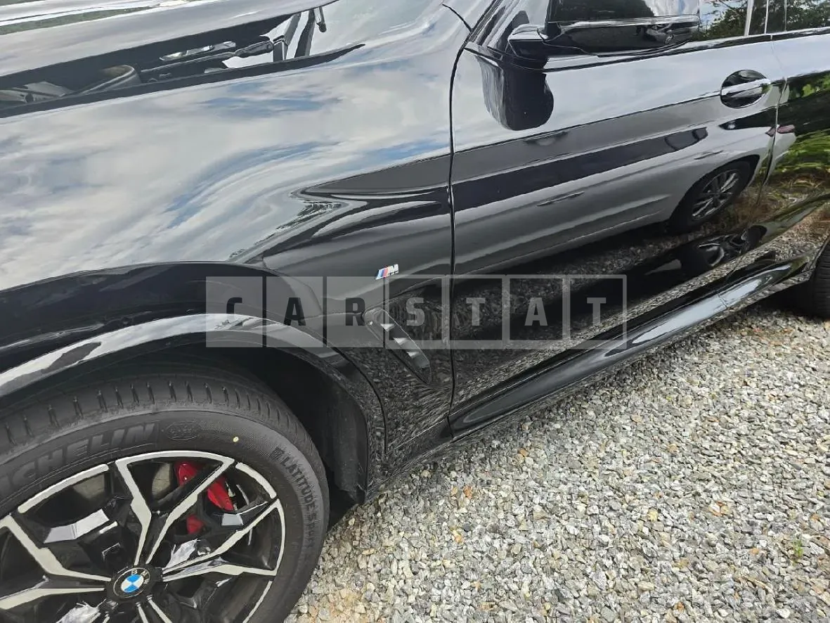 Photo 2 of 40: 2024 BMW X4 xDrive20i — Korean insurance auction