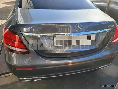 Photo 1 of 14: 2019 Mercedes-Benz E 300, VIN WDDZF4JBXKA653015 — Korean insurance auction