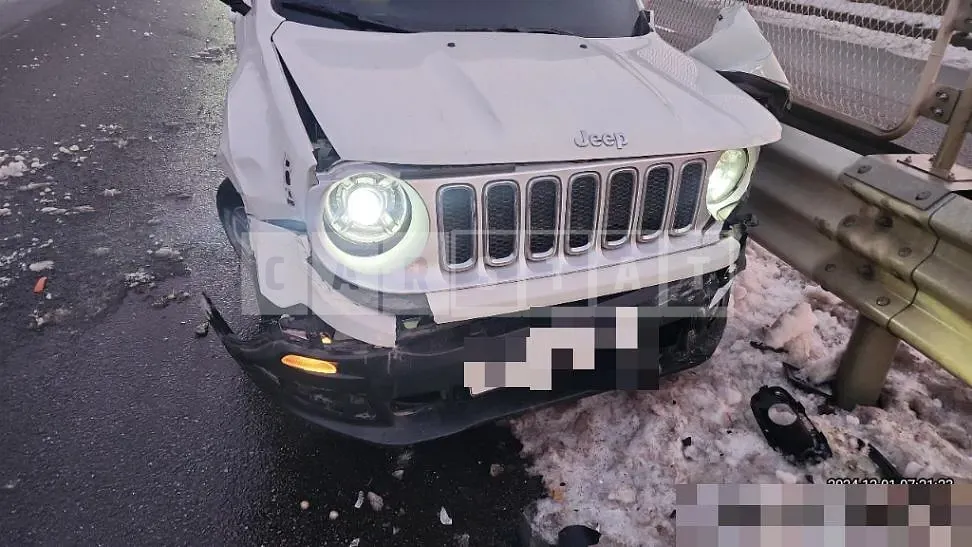 Photo 2 of 7: 2017 Jeep Zip Renegade — Korean insurance auction