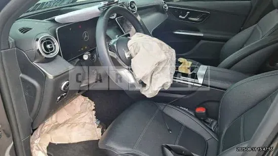 Photo 2 of 28: 2023 Mercedes-Benz GLC220d 4Matic — Korean insurance auction