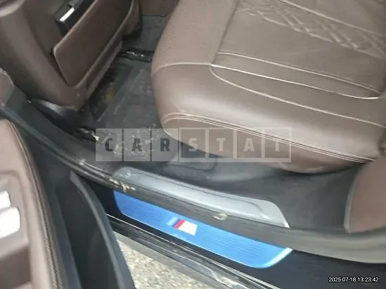 Photo 2 of 24: 2017 BMW 740d xDrive — Korean insurance auction
