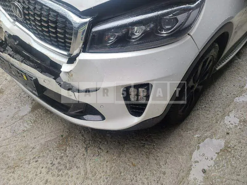 Photo 2 of 19: 2017 Kia Sorento, VIN KNAPH81ABJA385068 — Korean insurance auction