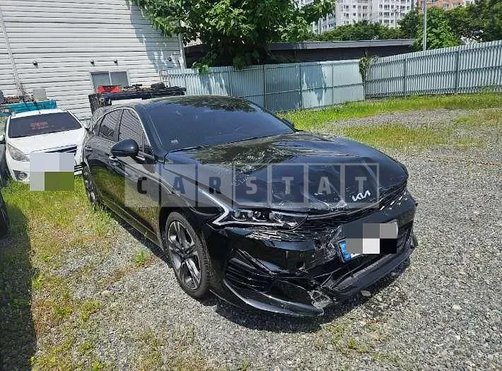 Photo 2 of 28: 2022 Kia K5 — Korean insurance auction