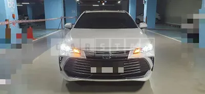 Photo 1 of 13: 2018 Toyota Avalon Hybrid — Korean insurance auction