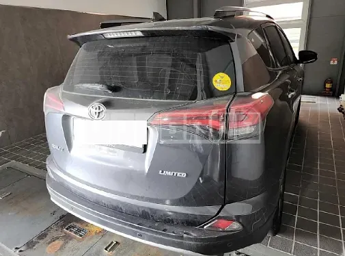 Photo 2 of 25: 2018 Toyota RAV4 2VD — Korean insurance auction