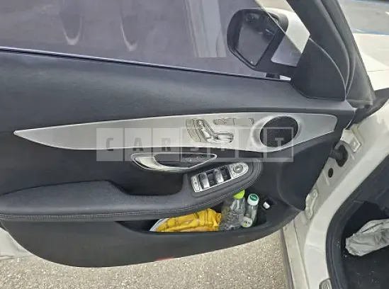 Photo 2 of 20: 2016 Mercedes-Benz C 220d — Korean insurance auction