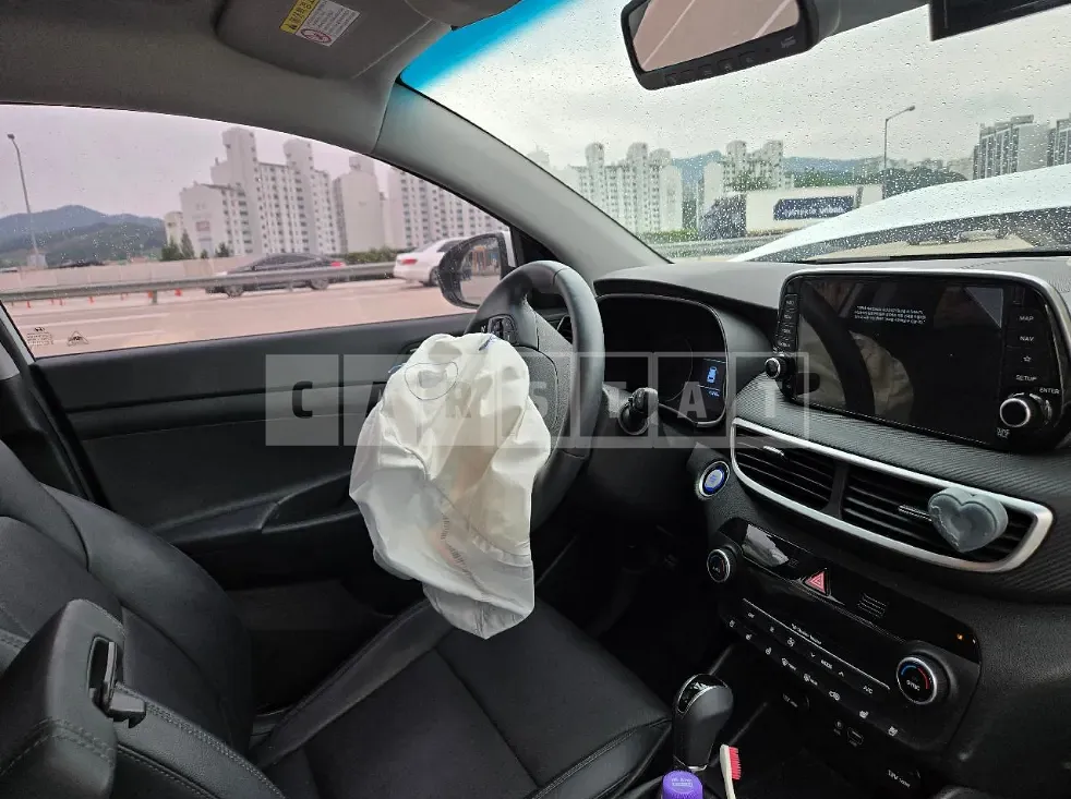 Photo 2 of 7: 2020 Hyundai Tucson — Korean insurance auction