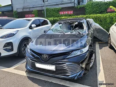 Photo 1 of 18: 2018 Toyota Camry, VIN JTNB11HK1J3069616 — Korean insurance auction
