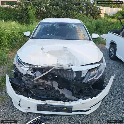 Photo 1 of 26: 2018 Kia K5, VIN KNAGS416BKA299123 — Korean insurance auction