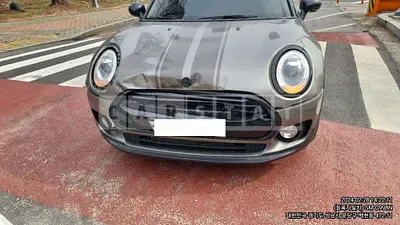 Photo 1 of 6: 2019 MINI Cooper D Clubman, VIN WMWXK5109KTN60635 — Korean insurance auction