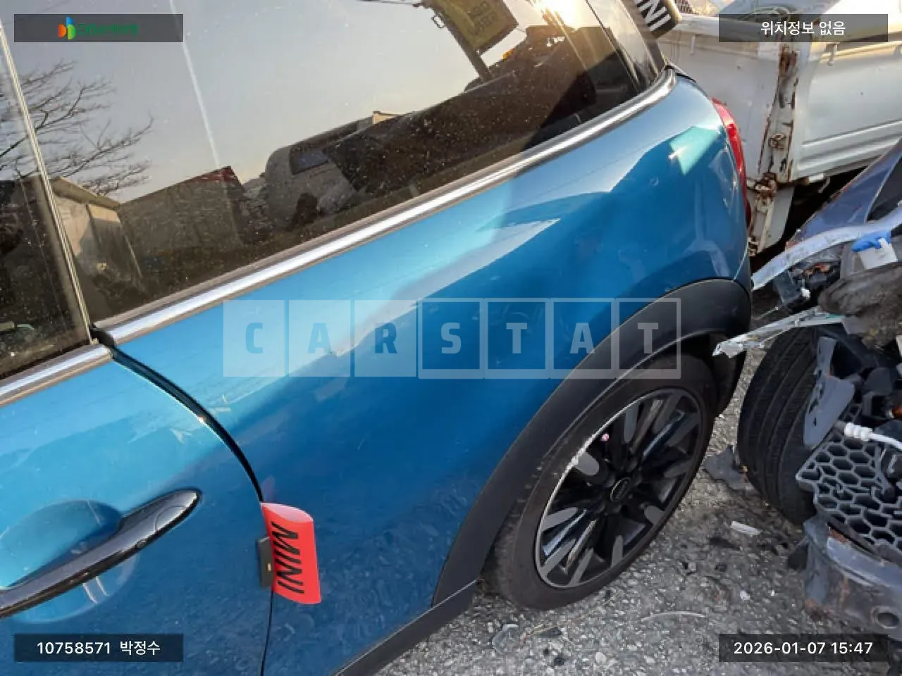 Photo 2 of 22: 2022 MINI Cooper S, VIN WMW61DH0XP2S88883 — Korean insurance auction