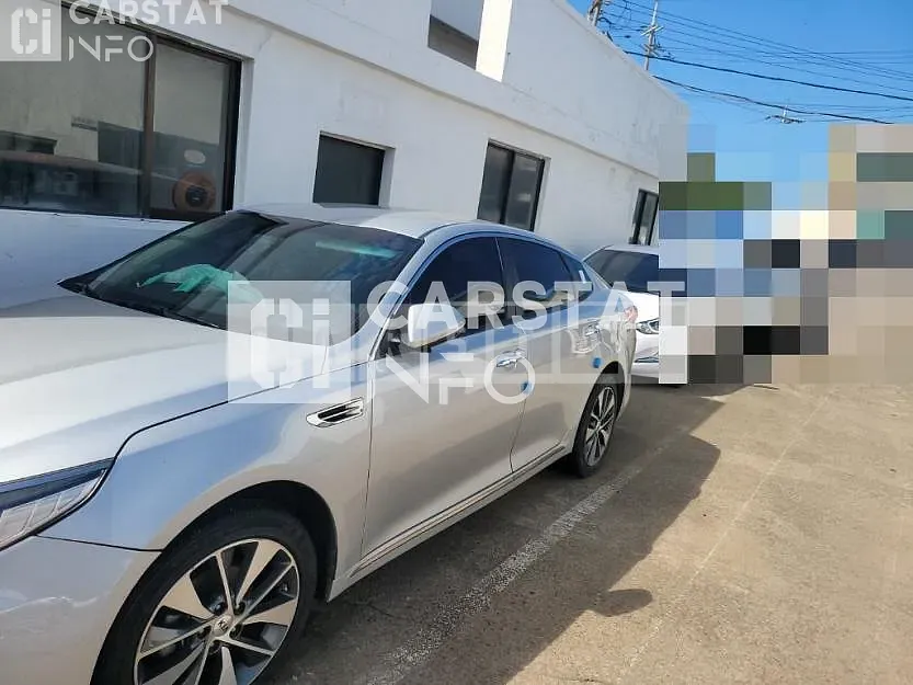 Photo 2 of 10: 2015 Kia K5 2.0 — Korean insurance auction