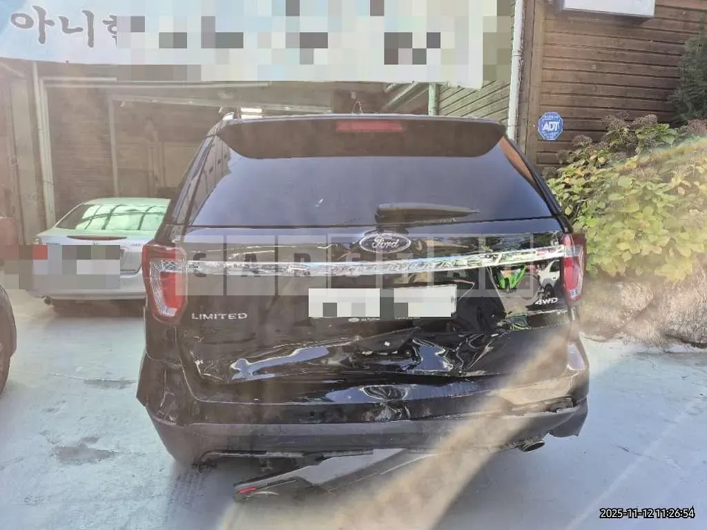 Photo 2 of 7: 2016 Ford Explorer 3.5 — Korean insurance auction