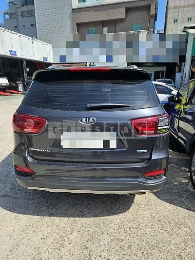 Photo 1 of 17: 2019 Kia Sorento — Korean insurance auction