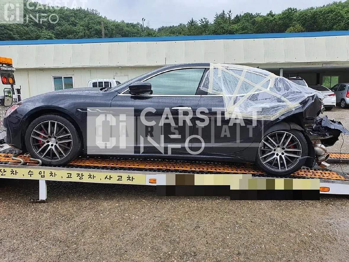 Photo 2 of 11: 2018 Maserati Gibli Diesel, VIN ZAM57TSG6J1305023 — Korean insurance auction