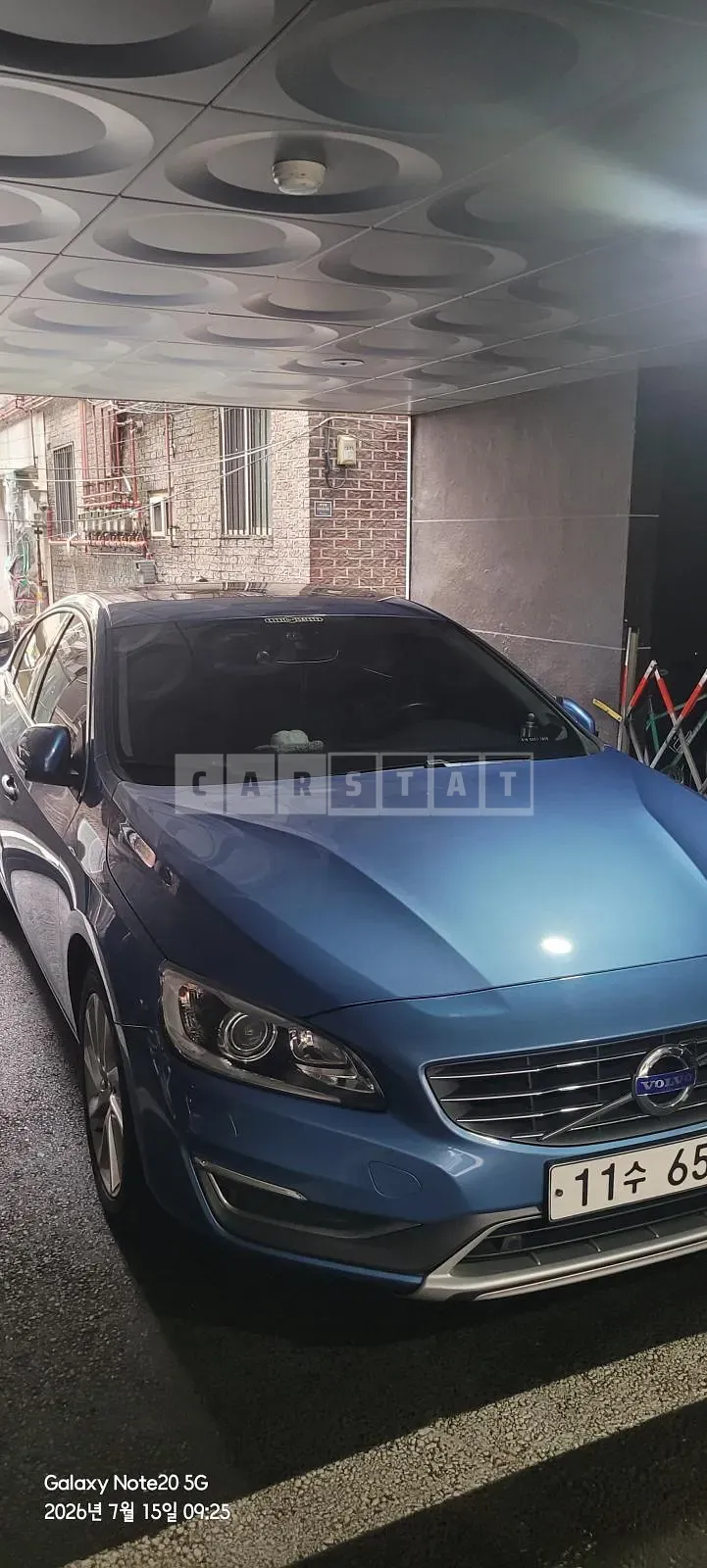 Photo 2 of 6: 2015 Volvo S60 D2, VIN YV1FS84BBF2364358 — Korean insurance auction