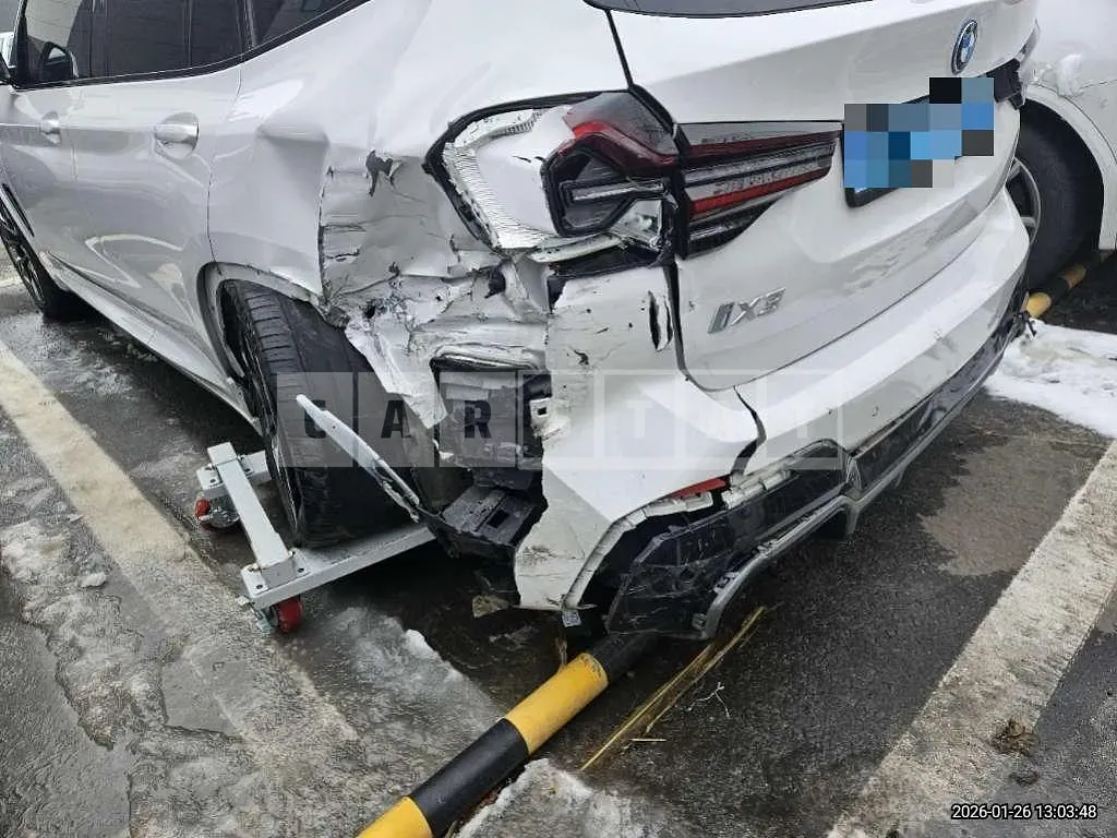 Photo 2 of 8: 2022 BMW iX3 M Sport — Korean insurance auction