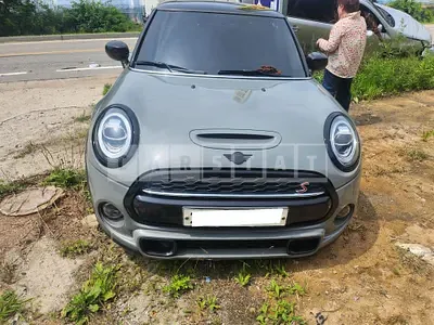 Photo 1 of 10: 2020 MINI Cooper S, VIN WMWXY710XM2N58573 — Korean insurance auction