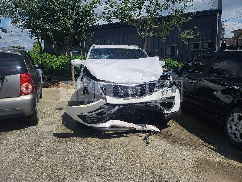 Photo 2 of 5: 2015 Kia Sportage, VIN KNAPE813BFK708576 — Korean insurance auction