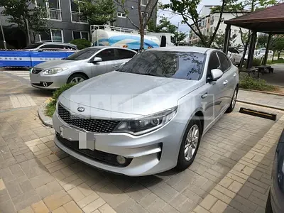 Photo 1 of 8: 2017 Kia Salm K5 2.0 (LPI) — Korean insurance auction